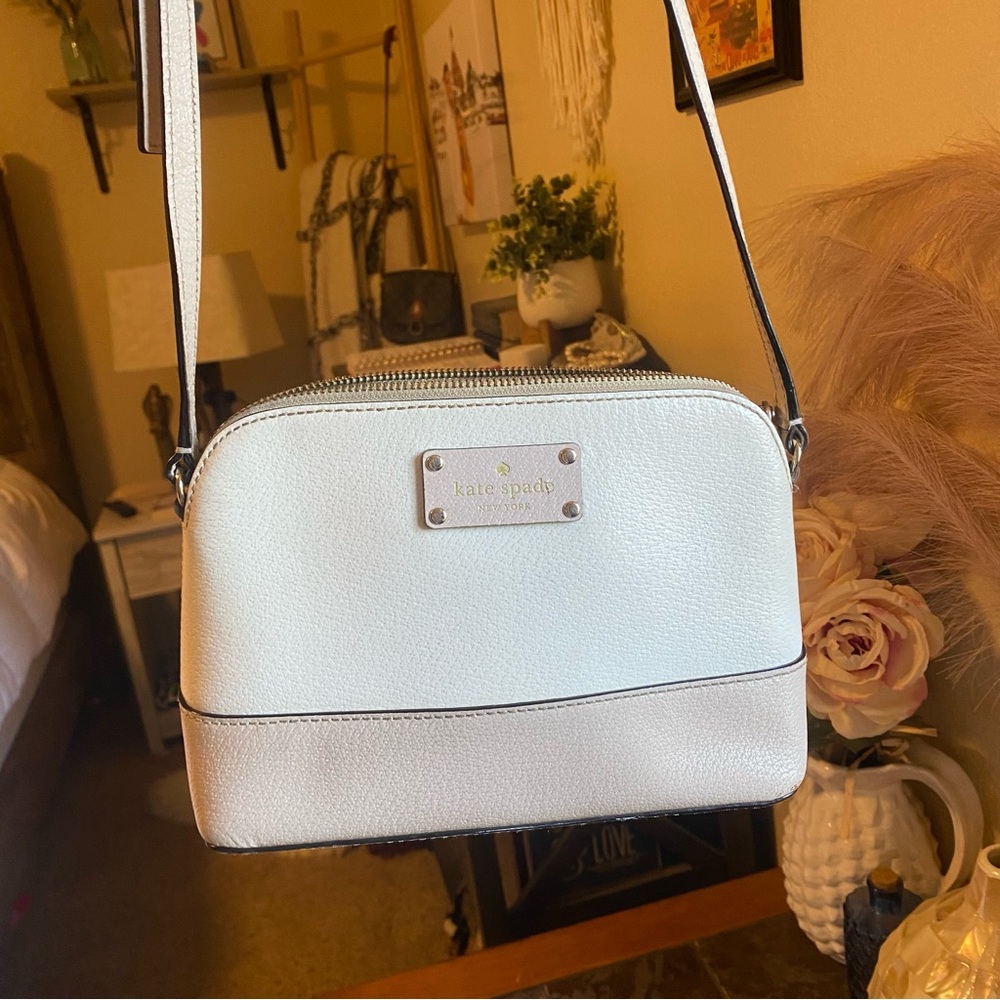 Kate Spade Crossbody - Picture 7 of 11